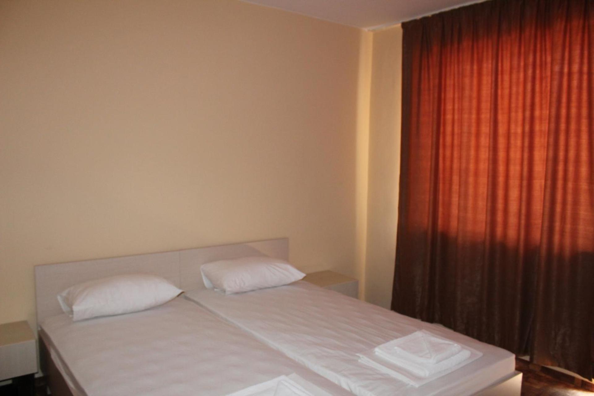 Hotel Sapphire Приморско Экстерьер фото