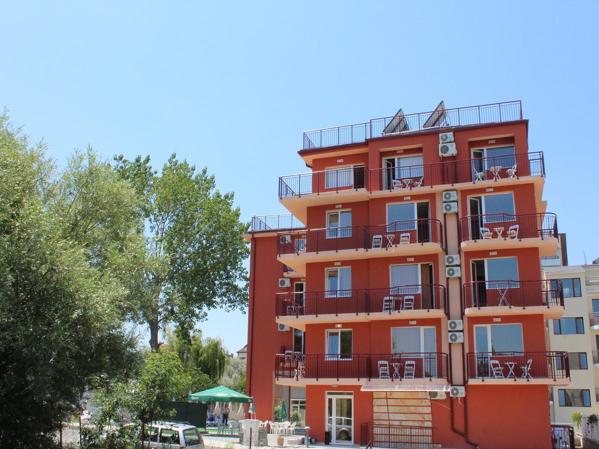 Hotel Sapphire Приморско Экстерьер фото
